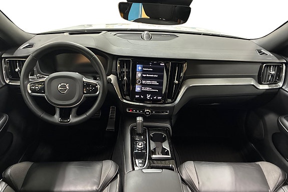 Volvo S60 12 of 29