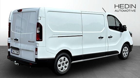 Renault Trafic 2 of 12