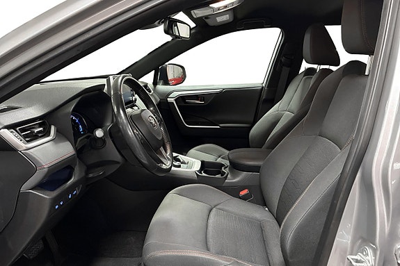 Toyota RAV4 13 of 28