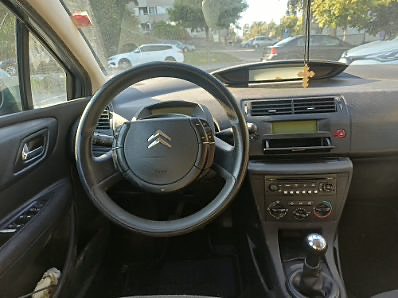 Citroen C4 8 of 11