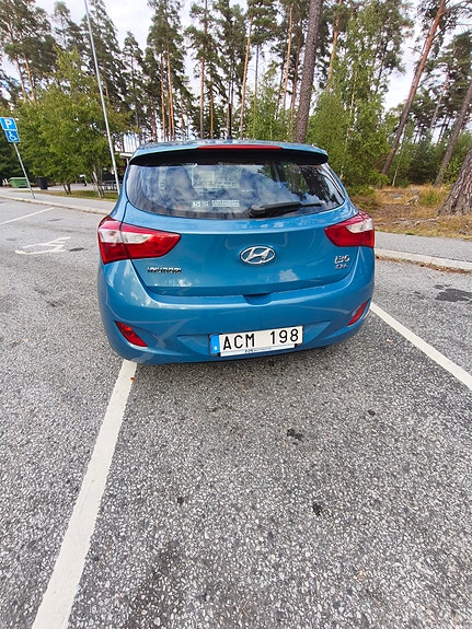 Hyundai i30 5 of 7