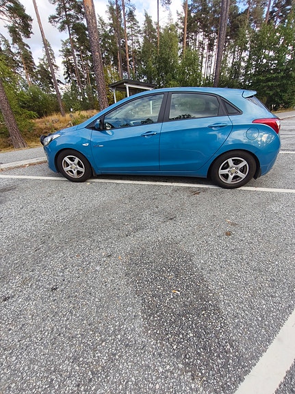 Hyundai i30 4 of 7