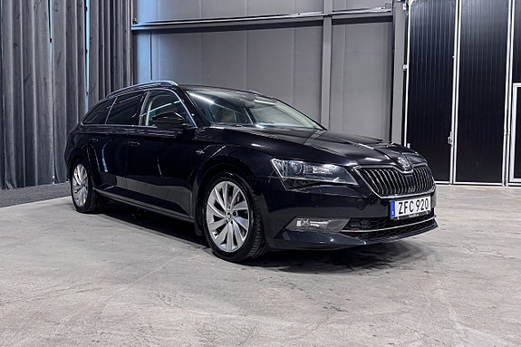 Skoda Superb 8 of 20