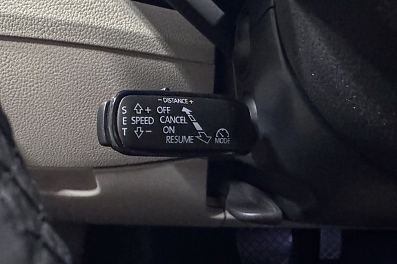 Skoda Superb 14 of 20