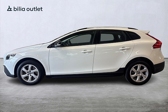 Volvo V40 Cross Country 9 of 26