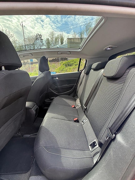 Peugeot 308 10 of 14