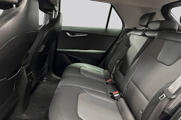 Kia Niro 11 of 22