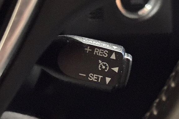 Toyota Auris 22 of 25
