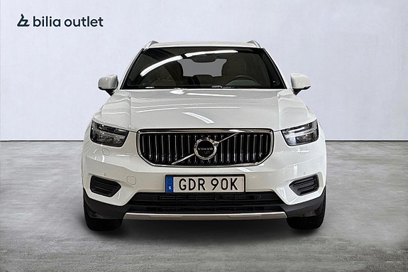 Volvo XC40 3 of 30