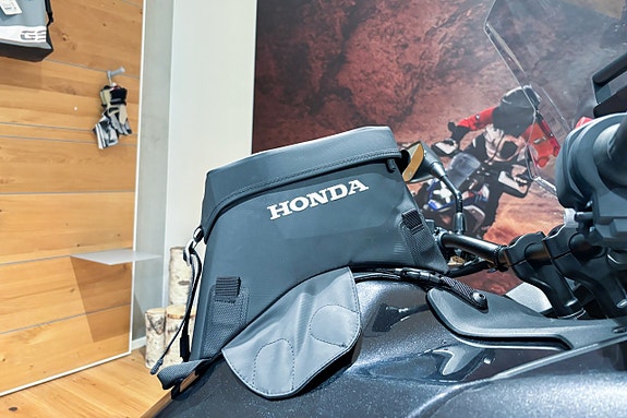 Honda NT 1100 |Toppbox|Sidoväskor|Tankväska|Komfortsadel|Nyservad| 8 of 16