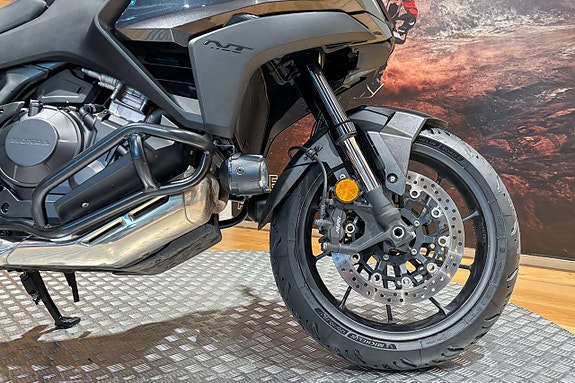 Honda NT 1100 |Toppbox|Sidoväskor|Tankväska|Komfortsadel|Nyservad| 9 of 16