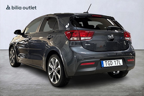 Kia Rio 8 of 25