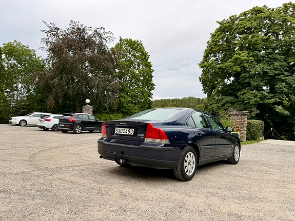 Volvo S60 4 of 12
