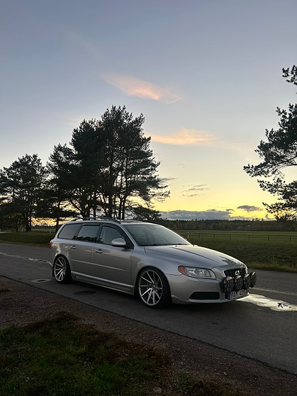 Volvo V70 11 of 18