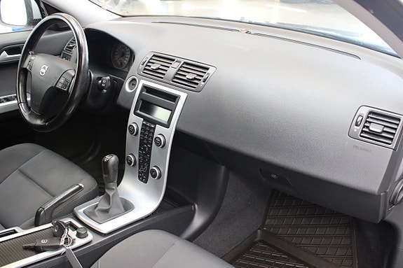 Volvo V50 11 of 12