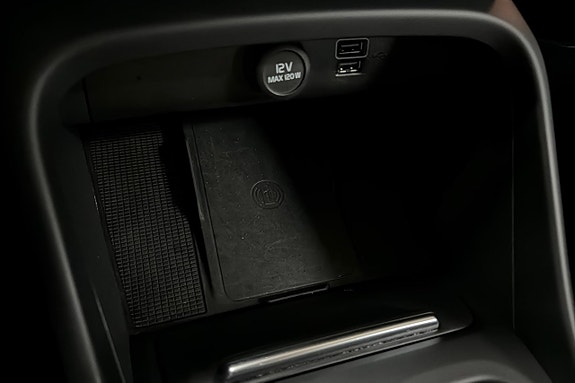 Volvo XC40 25 of 27