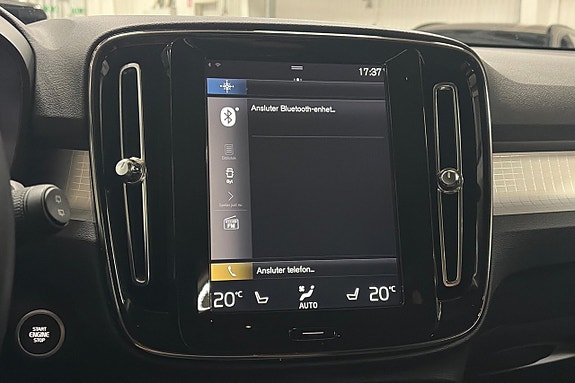 Volvo XC40 20 of 27