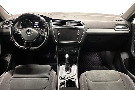 Volkswagen Tiguan 12 of 26