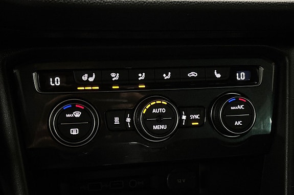 Volkswagen Tiguan 23 of 26