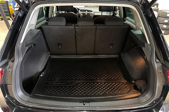 Volkswagen Tiguan 10 of 26