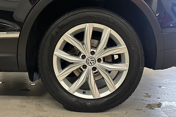 Volkswagen Tiguan 11 of 26