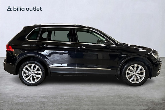 Volkswagen Tiguan 5 of 26