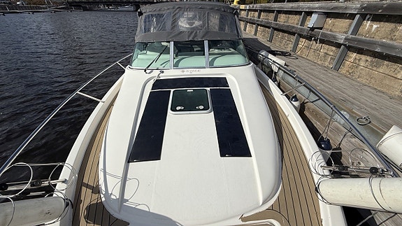 Jeanneau 805 Leader med rätt utrustning. VP 320hk V8:a 4 of 17
