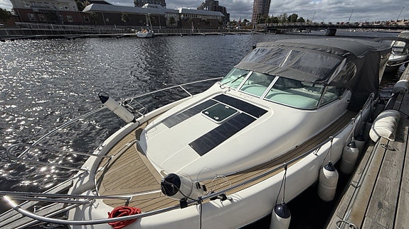 Jeanneau 805 Leader med rätt utrustning. VP 320hk V8:a 2 of 17