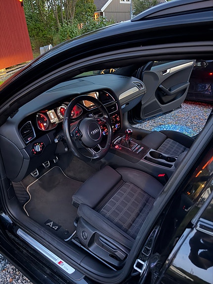 Audi A4 6 of 13