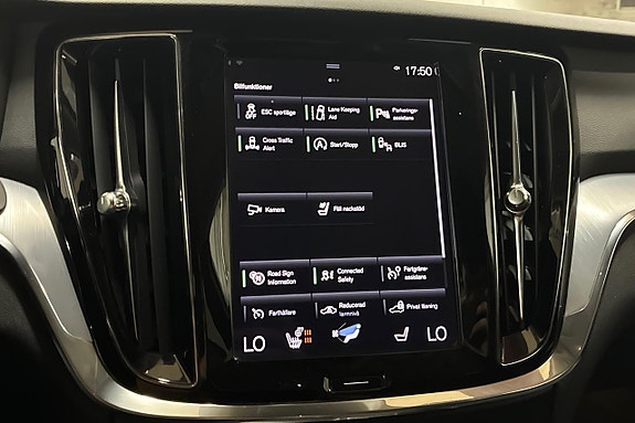 Volvo V60 20 of 28
