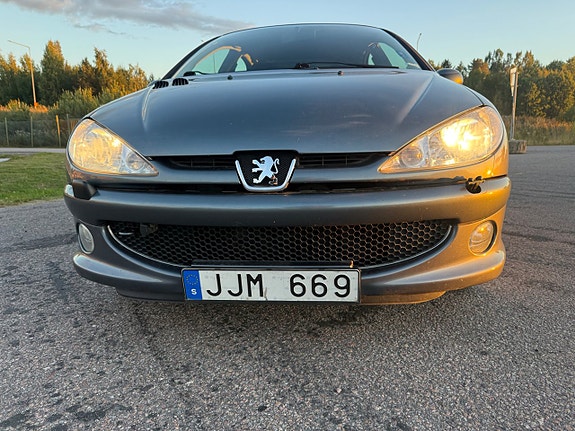 Peugeot 206 2 of 25