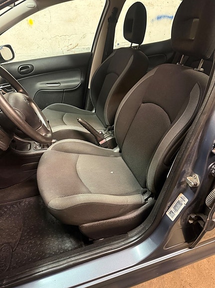 Peugeot 206 15 of 25
