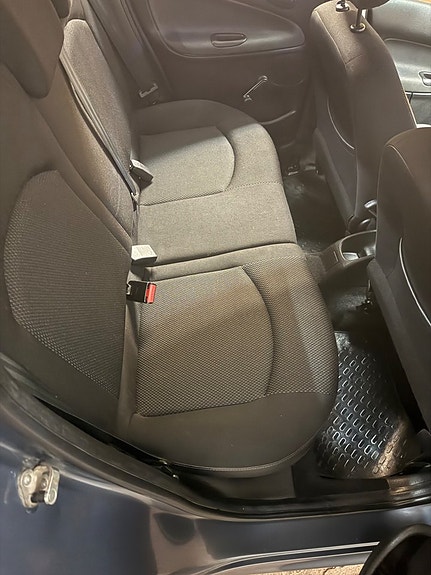 Peugeot 206 19 of 25
