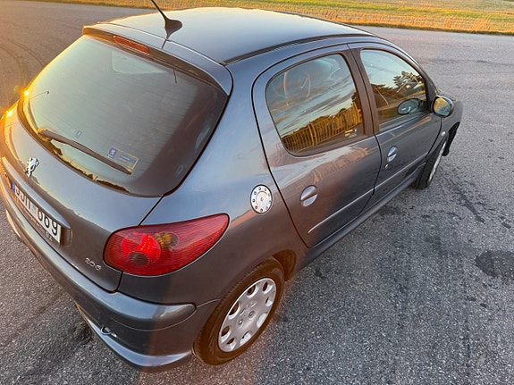 Peugeot 206 10 of 25
