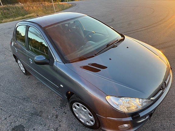 Peugeot 206 13 of 25