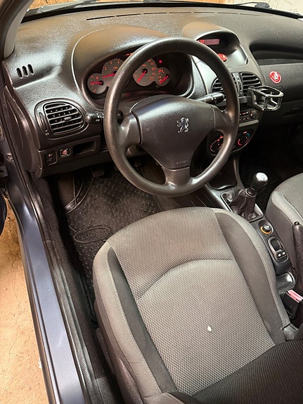 Peugeot 206 16 of 25