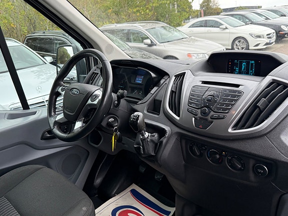 Ford Transit 15 of 26