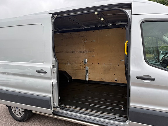 Ford Transit 12 of 26