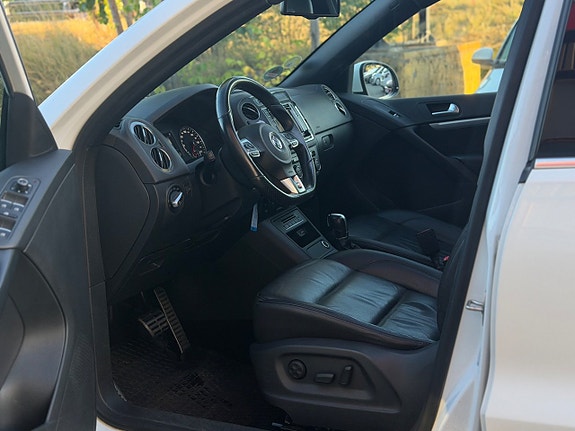 Volkswagen Tiguan 6 of 9