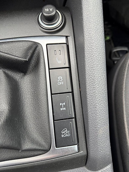Volkswagen Amarok 18 of 22