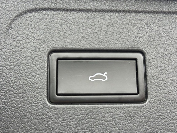 Volkswagen Passat Alltrack 14 of 22