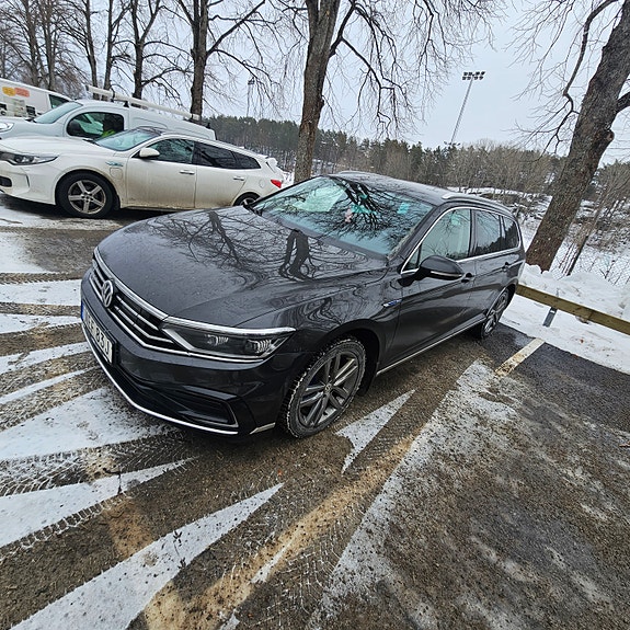 Volkswagen Passat 3 of 5