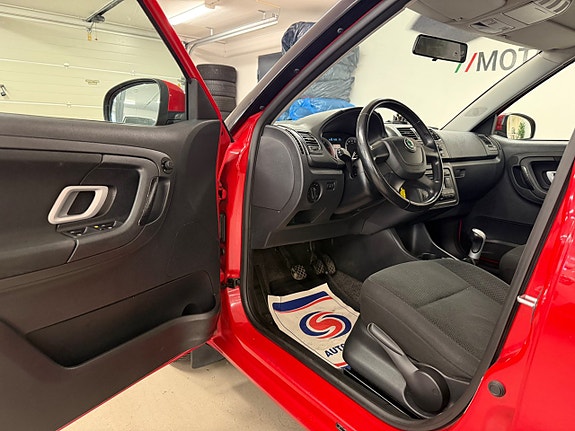 Skoda Fabia 8 of 23
