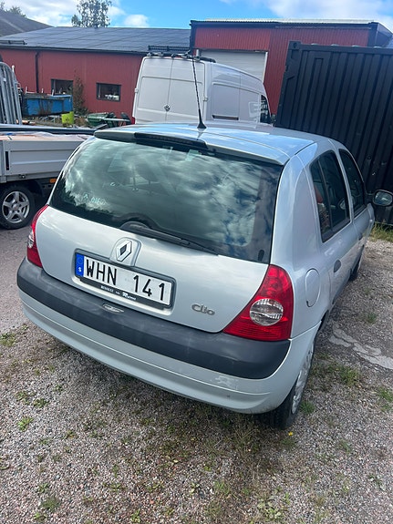 Renault Clio 3 of 5