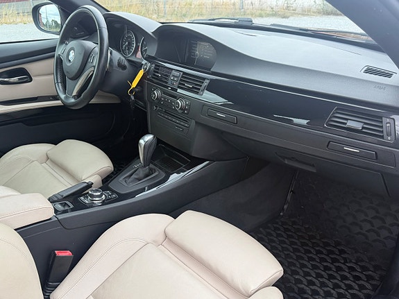 BMW 325i 13 of 22