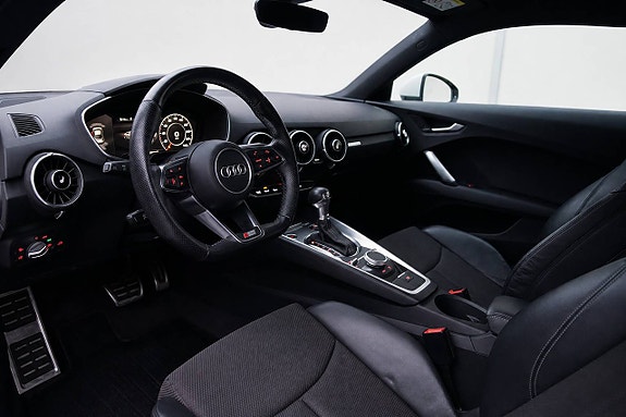 Audi TT 17 of 29