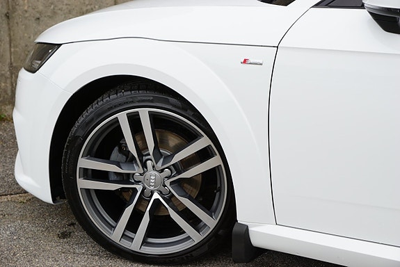 Audi TT 9 of 29