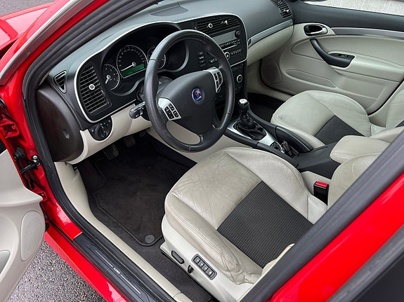Saab 9-3 7 of 8