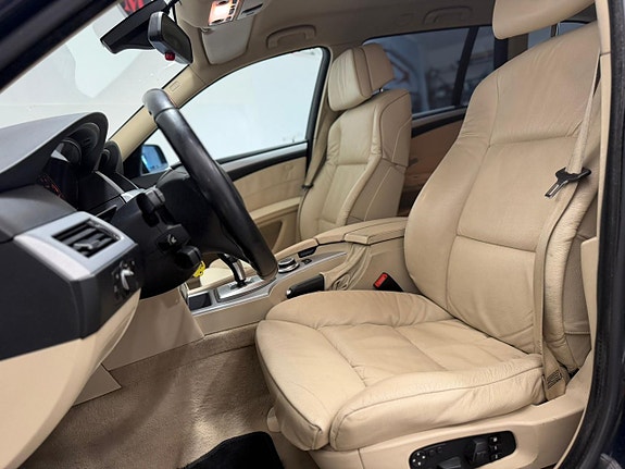 BMW 523i 19 of 22
