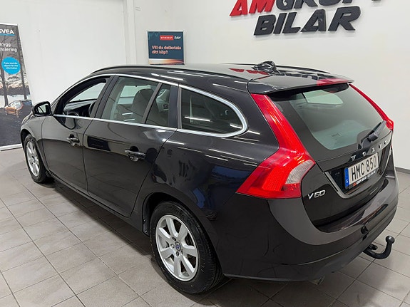 Volvo V60 19 of 23
